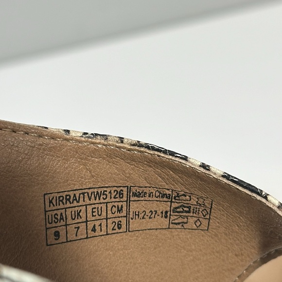 Vionic Kirra Natural Snake Thong Sandal Size 9 - Picture 15 of 15